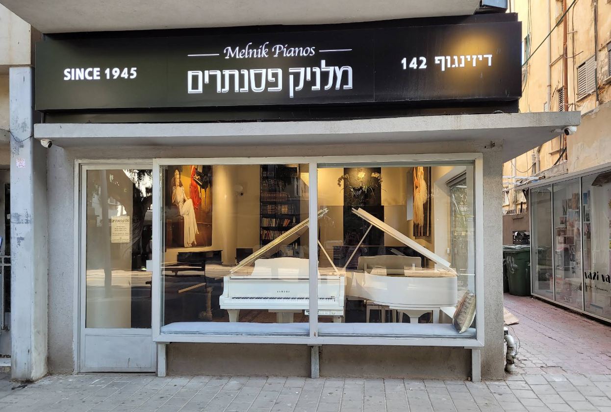 MELNIK-PIANOS